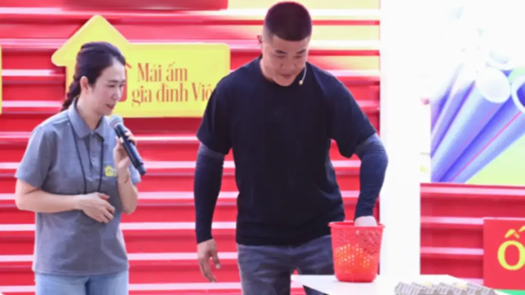Vì sao 'nam vương boxing' Trương Đình Hoàng quyết tham gia show thực tế dù chấn thương?