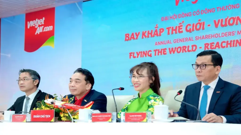 Vietjet báo lãi 2025 tăng hơn 50%, chia cổ tức 30%