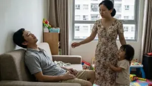 Vợ chồng thu nhập 35 triệu đồng thiếu trước hụt sau ở Sài Gòn