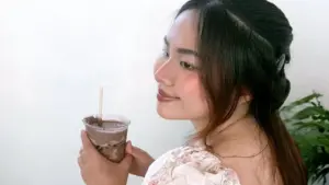 'Vũ trụ lặng im' của người điếc cần chiếc ốc tai tình thương