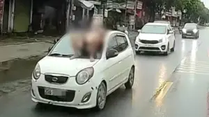 Vụ việc nam thanh niên nằm trên nắp capo ô tô đang chạy, công an vào cuộc xử lý
