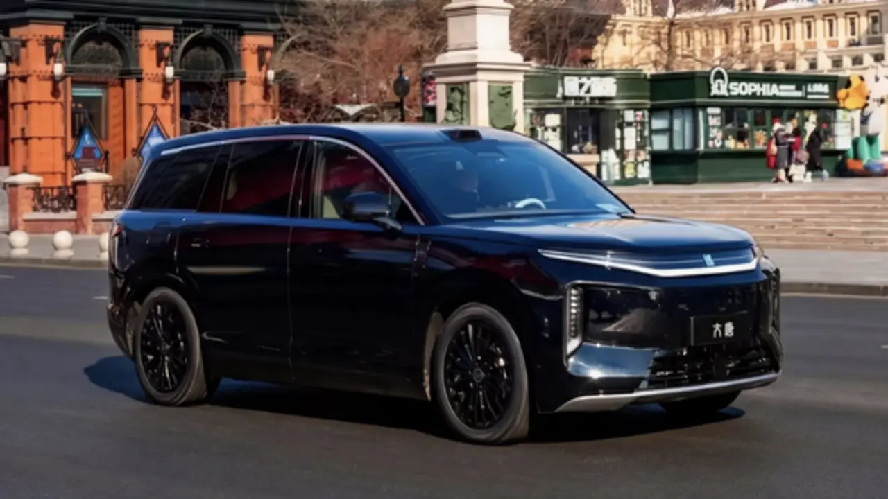 Xe SUV xịn nhất của BYD nhận hơn 30.000 đơn đặt hàng ngay ngày đầu mở bán