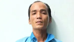 Xin đi nhờ xe bé gái rồi hãm hại