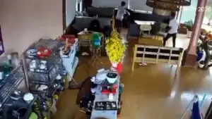 11 người bị triệu tập sau vụ thiếu niên tử vong tại quán cà phê