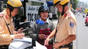 2 tháng, 357 trường ở TP.HCM có học sinh vi phạm luật an toàn giao thông