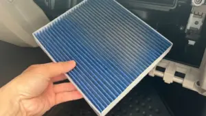 3 dấu hiệu nhận biết lọc gió điều hòa ô tô cần được kiểm tra, thay mới