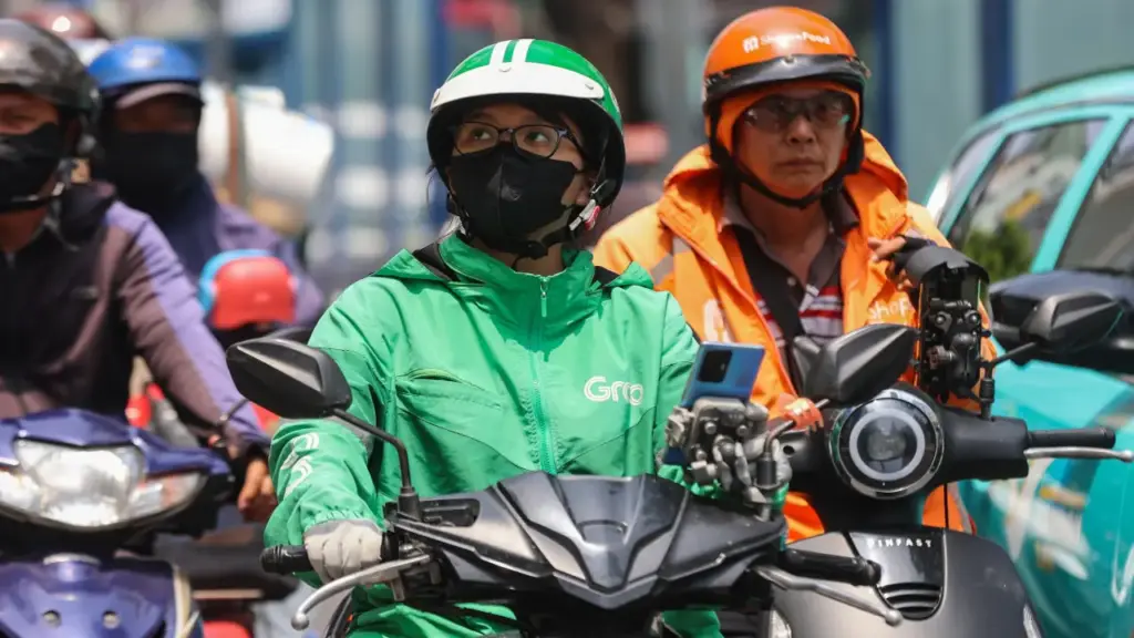 50% người lái xe máy ở Việt Nam thường xuyên dùng ứng dụng chỉ đường