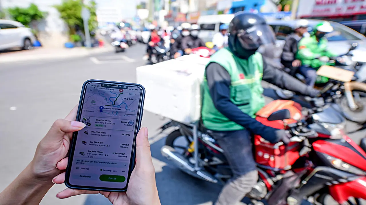 App gọi xe trước sức ép giảm chiết khấu