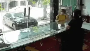 Bắt đôi nam nữ nghi dùng dao cướp tiệm vàng ở Hà Tĩnh