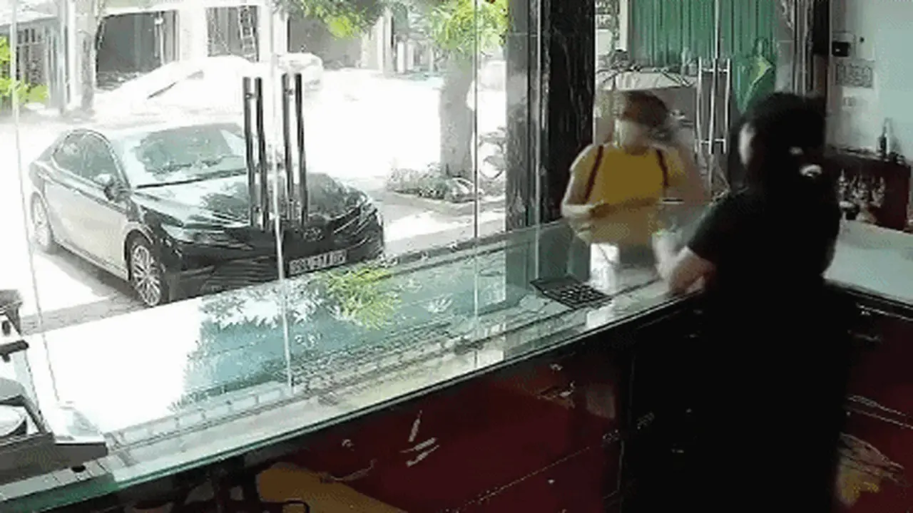 Bắt đôi nam nữ nghi dùng dao cướp tiệm vàng ở Hà Tĩnh