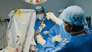 Bệnh viện ở TP.HCM ứng dụng công nghệ mới trong điều trị bệnh Parkinson