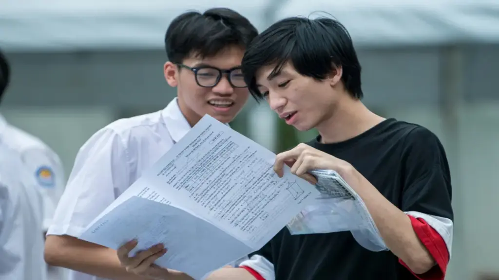 Bộ Giáo dục và Đào tạo yêu cầu trường đại học quy đổi điểm tương đương phải đơn giản, dễ hiểu