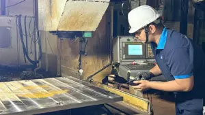 Buổi tối áp giá điện cao, doanh nghiệp lo điều chỉnh kế hoạch sản xuất