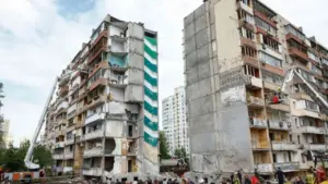 Chiến sự Ukraine ngày 1.542: Nga tập kích dồn dập, Kyiv tăng đánh nhà máy lọc dầu