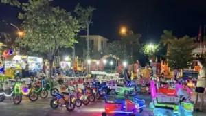 Chơi xe điện tự chế, bé trai 5 tuổi gặp tai nạn nghiêm trọng