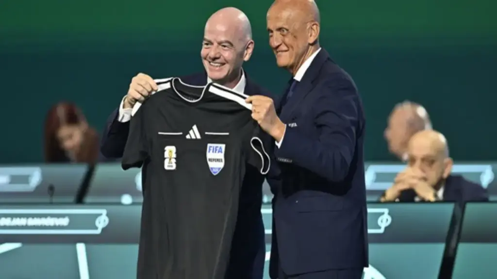 Chủ tịch FIFA tuyên bố tiếp tục tranh cử, Iran sẽ tham dự World Cup 2026
