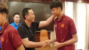Chủ tịch VFF nhắn nhủ lời khuyên gan ruột, mong U.17 Việt Nam tạo kỳ tích châu Á như U.23