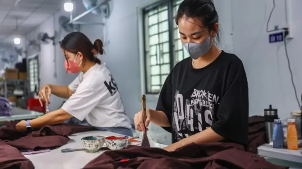 Chưa tới 30 tuổi đã thấy... già