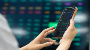 Chứng khoán tuần mới: Sau kỳ nghỉ dài, VN-Index 'thử lửa' vùng 1.900 điểm