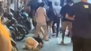 Công an Hà Nội xác minh hai nhóm thanh niên hỗn chiến trên phố Huế