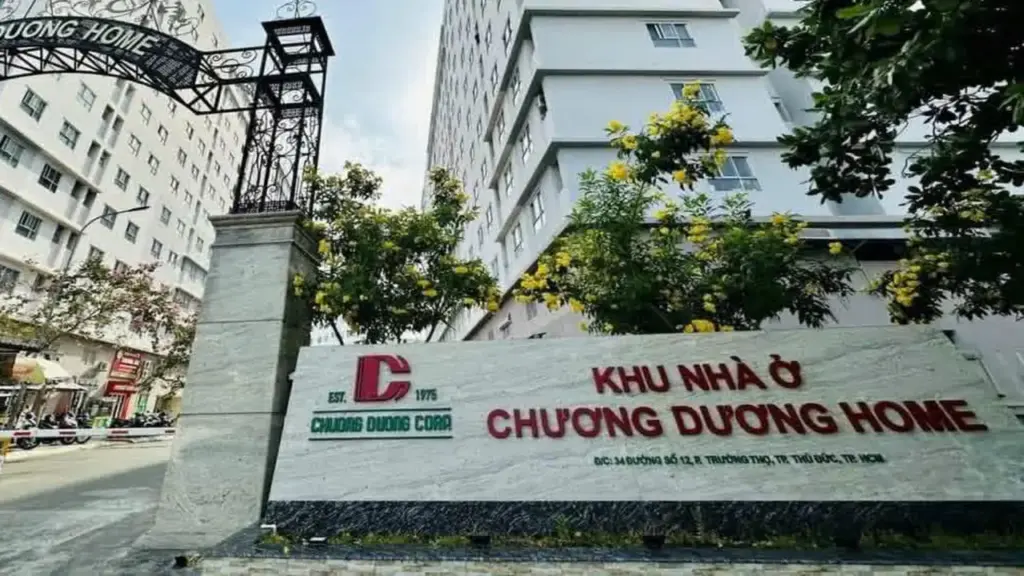 Cư dân chung cư ở TP.HCM bất an khi trộm cắt sạch cáp đồng chống sét