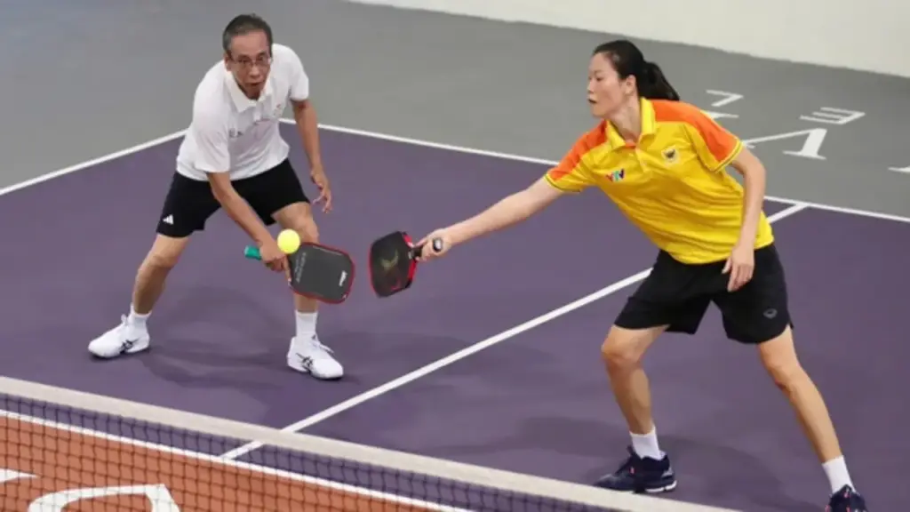 Cựu sao bóng chuyền Ngọc Hoa, Kim Huệ bùng cháy tại giải pickleball Bình Điền Open 2026