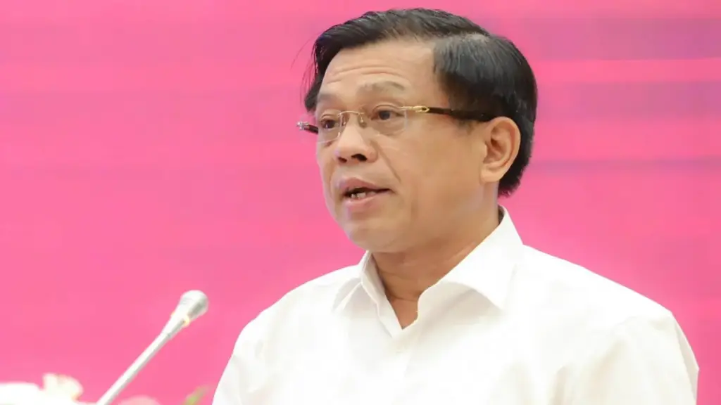 Cựu Thứ trưởng Nguyễn Bá Hoan cùng cấp dưới buộc doanh nghiệp phải ‘bôi trơn’ 30 tỉ