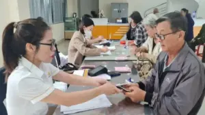 Đang hưởng lương hưu, đi làm lại có phải đóng BHXH tiếp?