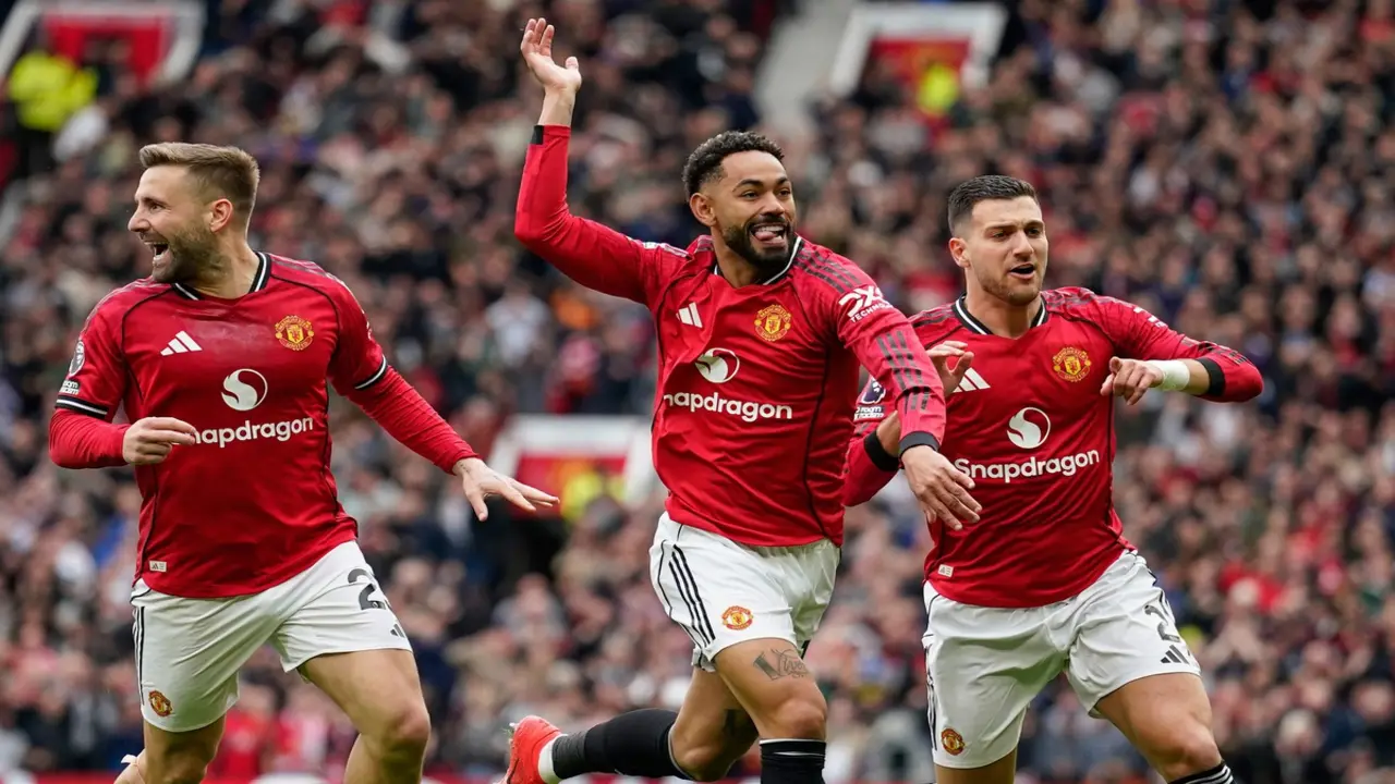Đánh bại Liverpool, Man United đoạt vé dự Champions League