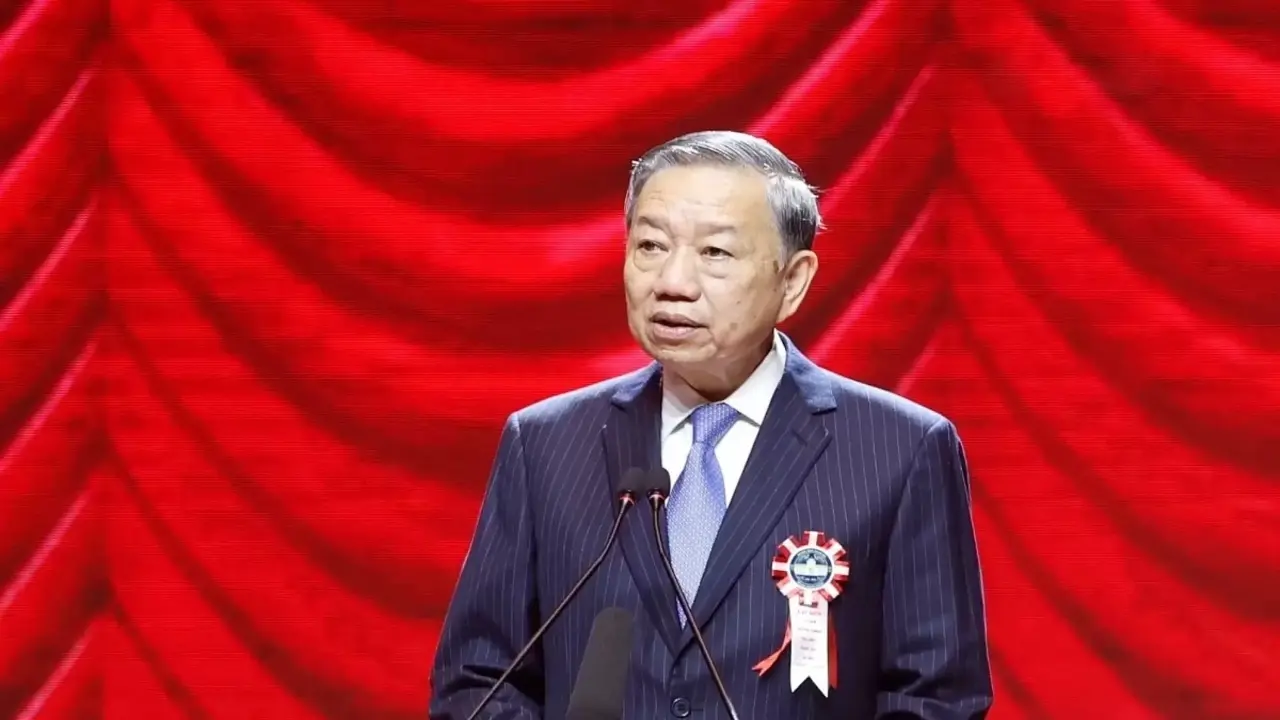 'ĐH Quốc gia Hà Nội phải trở thành trụ cột học thuật hàng đầu'