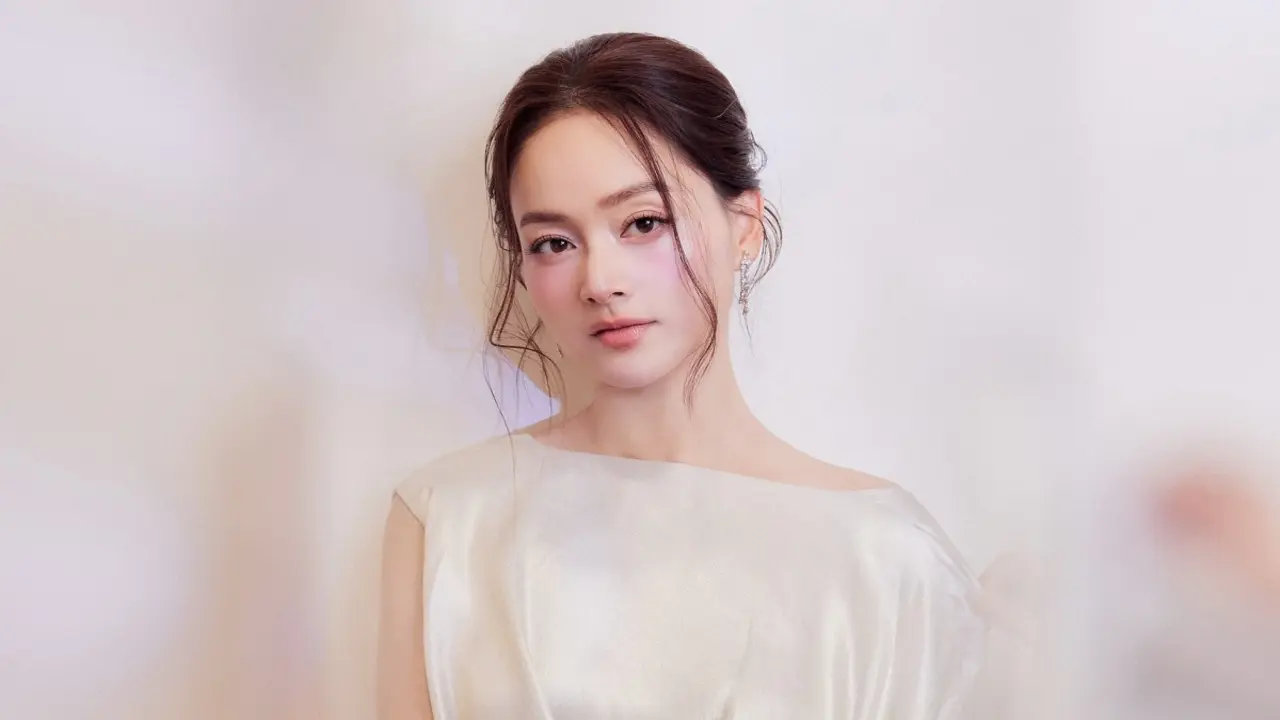 Diễn viên Lan Phương thắng kiện ly hôn chồng Tây