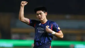 Đình Bắc xuất sắc nhất V-League tháng 4