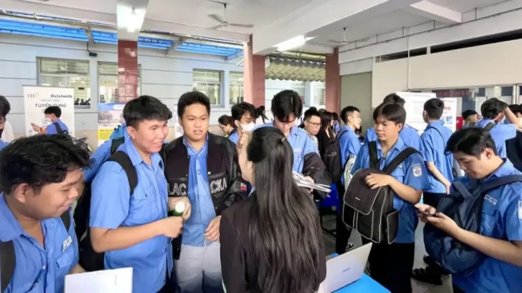 Doanh nghiệp sẽ được tôn vinh, khen thưởng nếu hợp tác với trường nghề