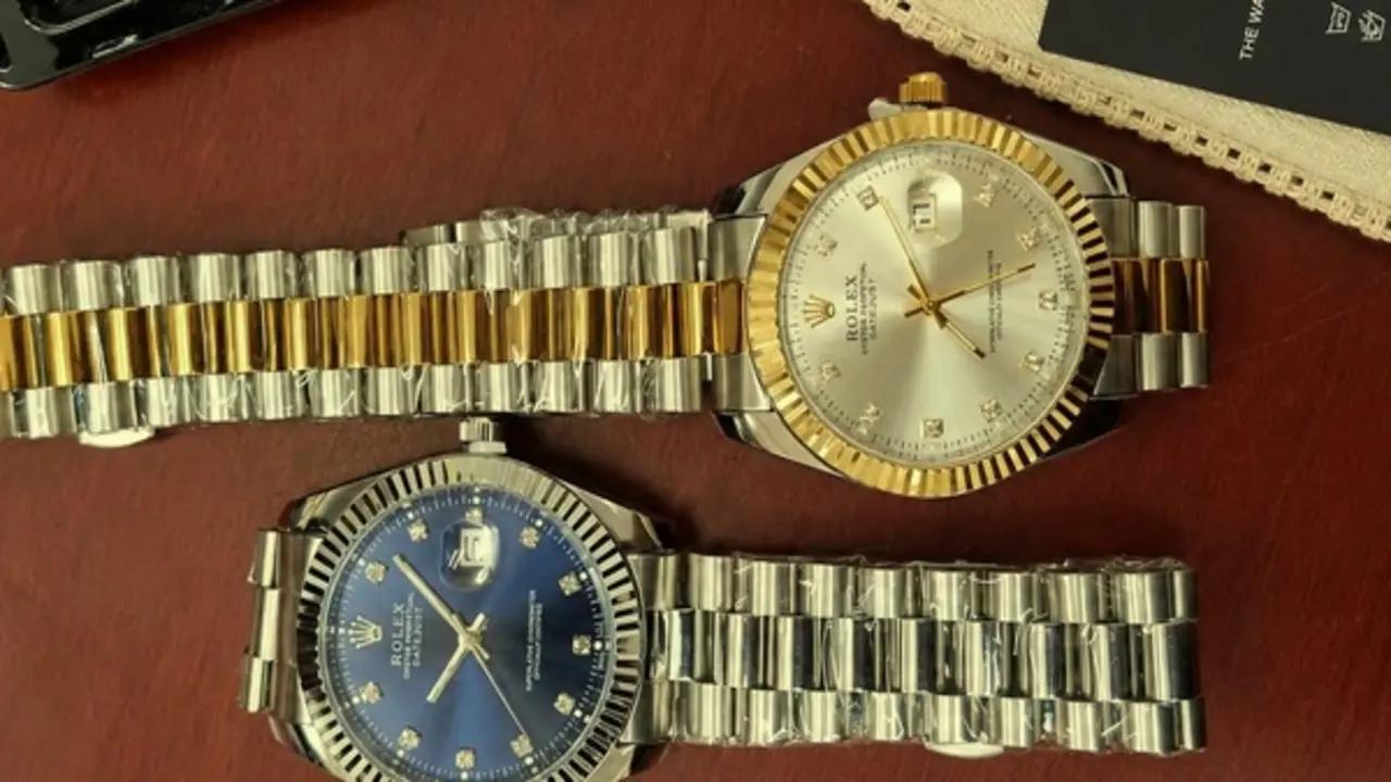Gần 4.000 đồng hồ giả mạo thương hiệu Rolex trong lô hàng quá cảnh