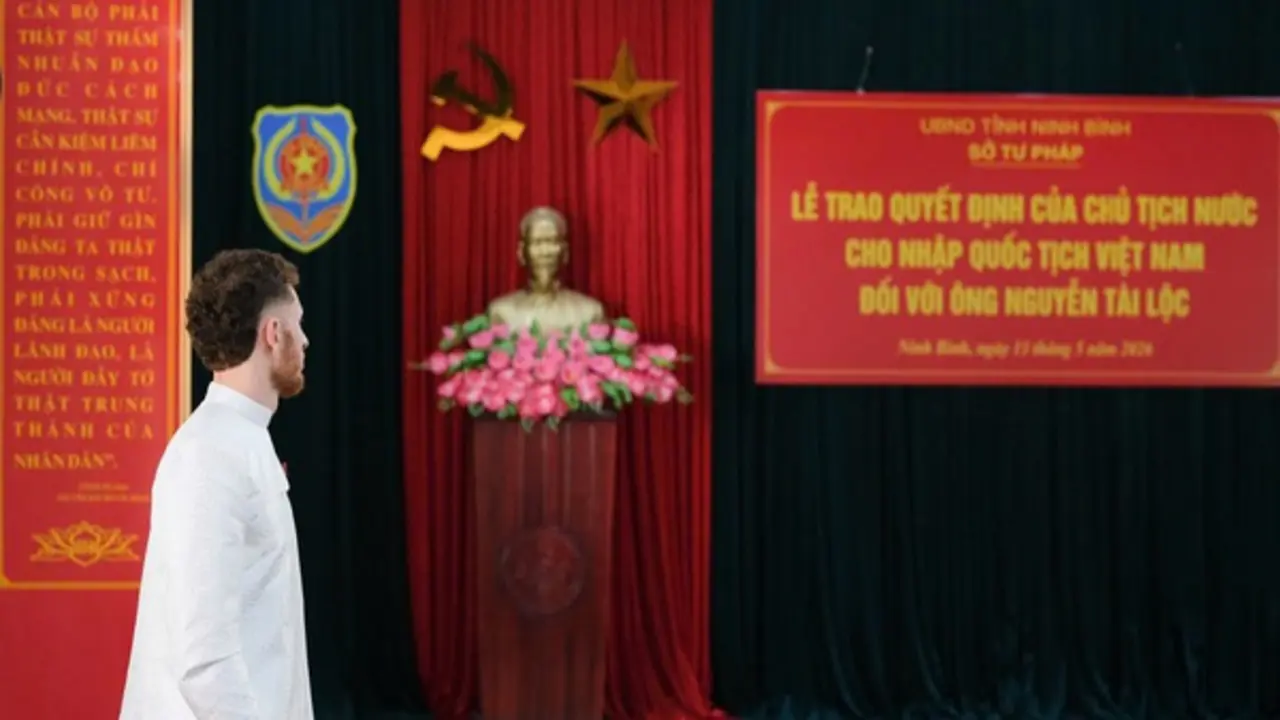 Geovane rạng rỡ trong ngày chính thức mang tên Nguyễn Tài Lộc: HLV Kim Sang-sik sẽ rất vui