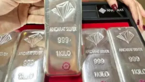 Giá bạc hôm nay (13/5): Giá bạc trong nước và thế giới đồng loạt tăng mạnh, lập đỉnh mới