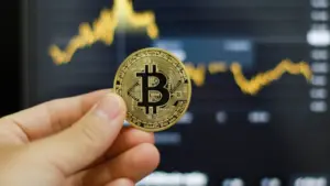 Giá Bitcoin hôm nay 14.5.2026: Thủng đáy 79.000 USD, 'cá voi' bán khống 70 triệu USD