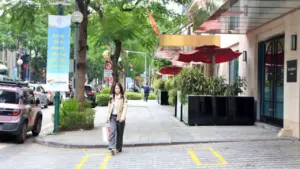 Hà Nội dự kiến giá thuê vỉa hè 45.000 đồng/m2/tháng để kinh doanh