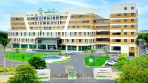 Hiệu trưởng Trường đại học Quốc tế Hồng Bàng kiêm giám đốc bệnh viện