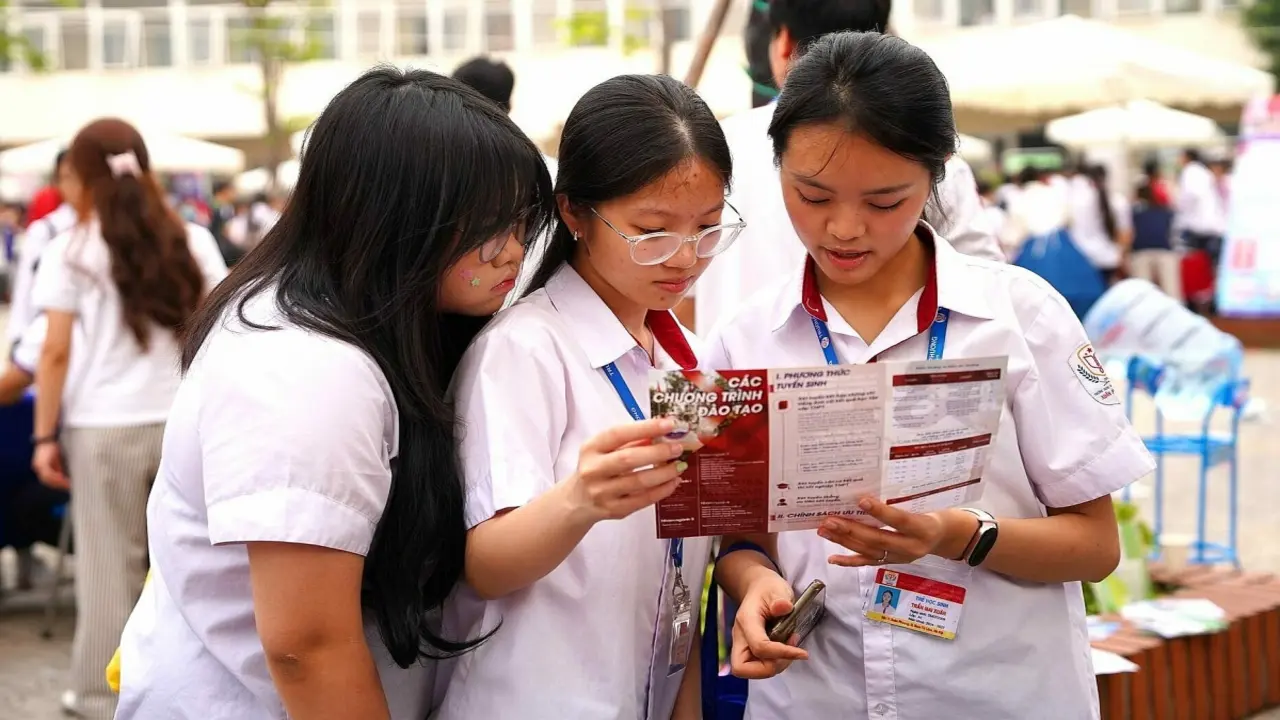 Học viện Báo chí và Tuyên truyền công bố học phí, quy đổi IELTS từ 5.0