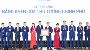 Hội Doanh nghiệp trẻ Hà Nội đón nhận bằng khen của Chính phủ