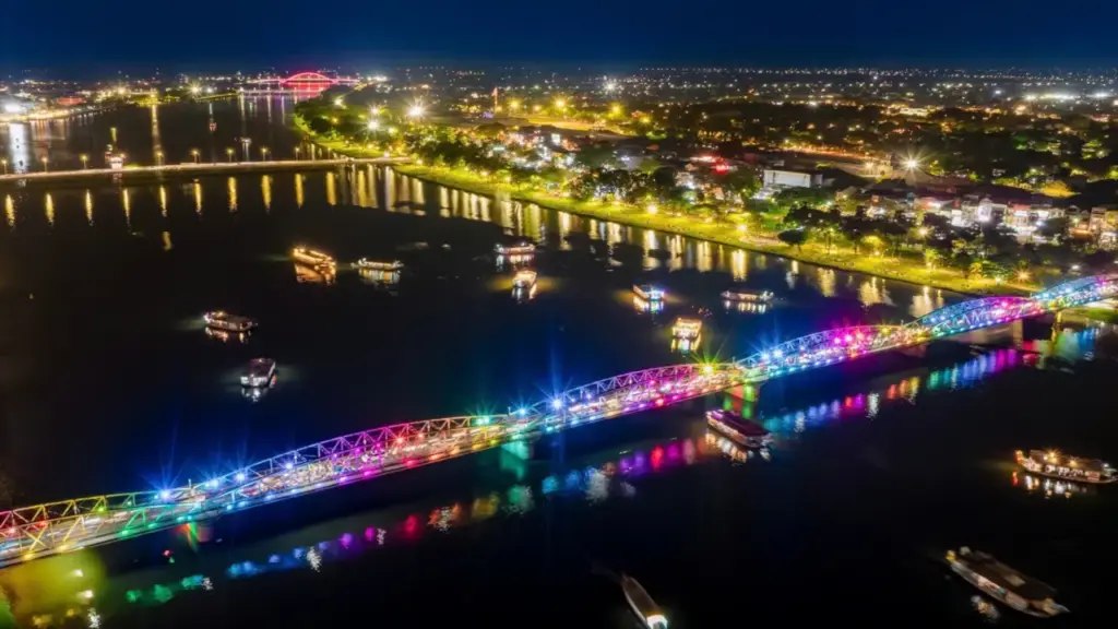 Huế phá nhiều kỷ lục về du lịch dịp lễ, chủ tịch thành phố gửi thư cám ơn du khách