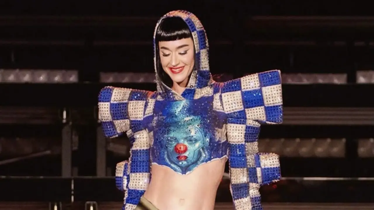 Katy Perry bị chê 'hết thời' sau khi được mời biểu diễn tại lễ khai mạc World Cup