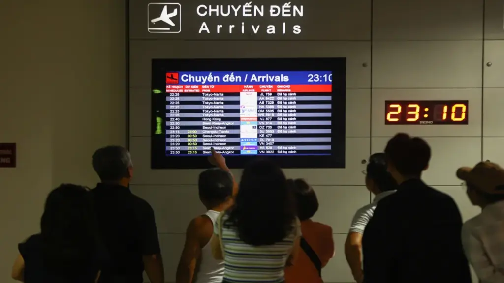 Khách bị hủy chuyến bay có thể nhận bằng voucher, điểm thưởng