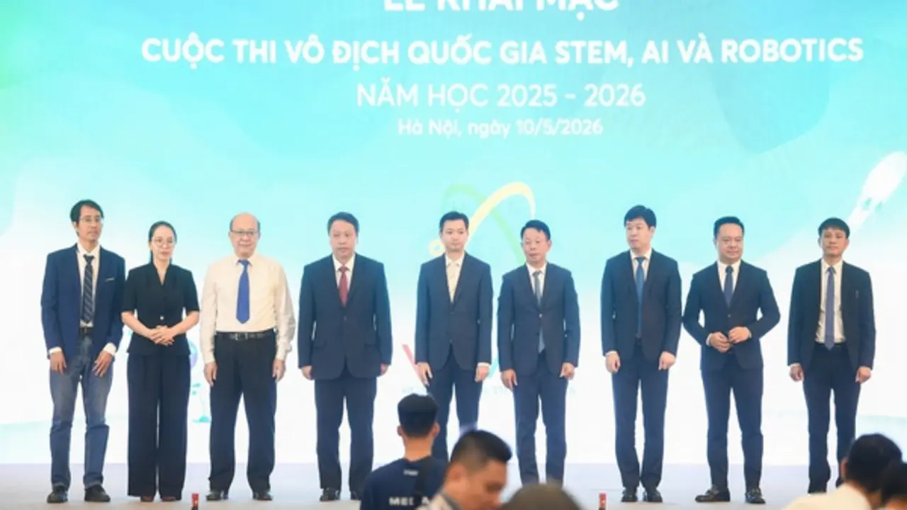 Khai mạc Chung kết quốc gia cuộc thi STEM, AI và Robotics 2025-2026