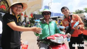 Khi lòng tốt, việc tử tế trở thành một phần của 'phúc lợi' xã hội