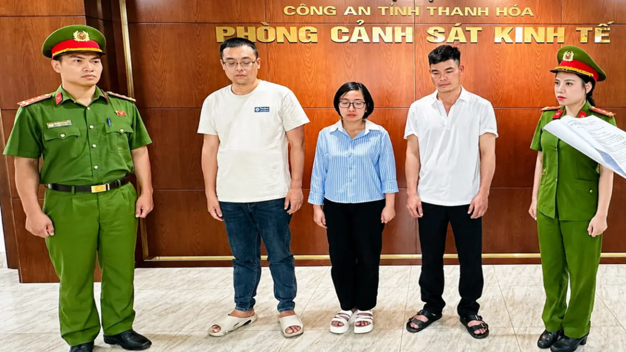 Khởi tố vụ trang trại heo NewHope Thanh Hóa xả hàng ngàn tấn chất thải