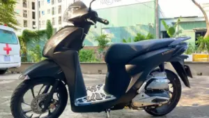 Kiểu phanh sai lầm của người Việt khi đi xe máy
