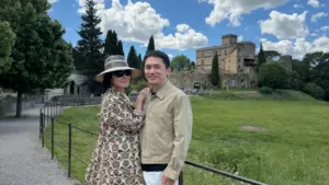 Lưu Gia Linh, Lương Triều Vỹ 'sống chậm'