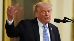 Lý do có thể khiến ông Trump dừng chiến dịch hộ tống ở Hormuz